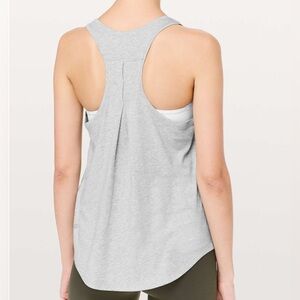 Lululemon Athletica Love Tank *Pleated Heathered Light Gray size 6